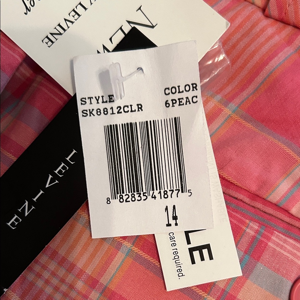 Larry Levine Pink Plaid Bermuda Shorts - Picture 4 of 6